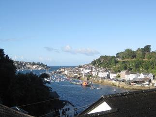 Pink Cottage is located in Fowey