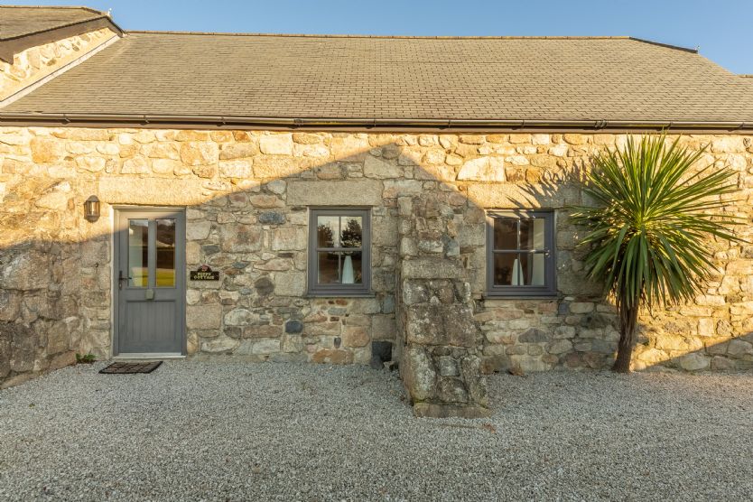 Poppy Cottage - Gonwin Manor is located in Carbis Bay