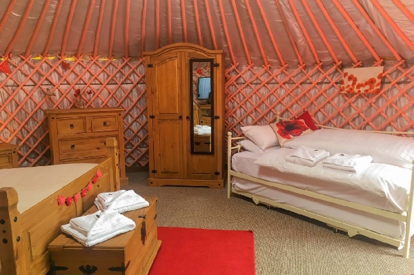 Cottage holidays England - Poppy Yurt