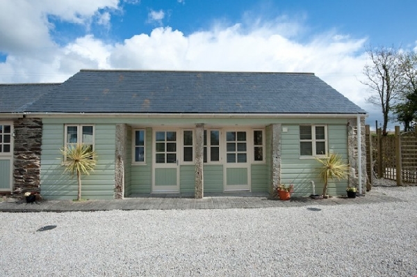 Lighthouse Cottage is located in Truro