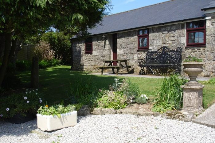 Click here for more about Towan at Chycarne Farm