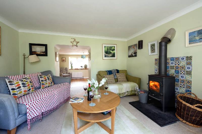Click here for more about Pump Cottage and Annexe