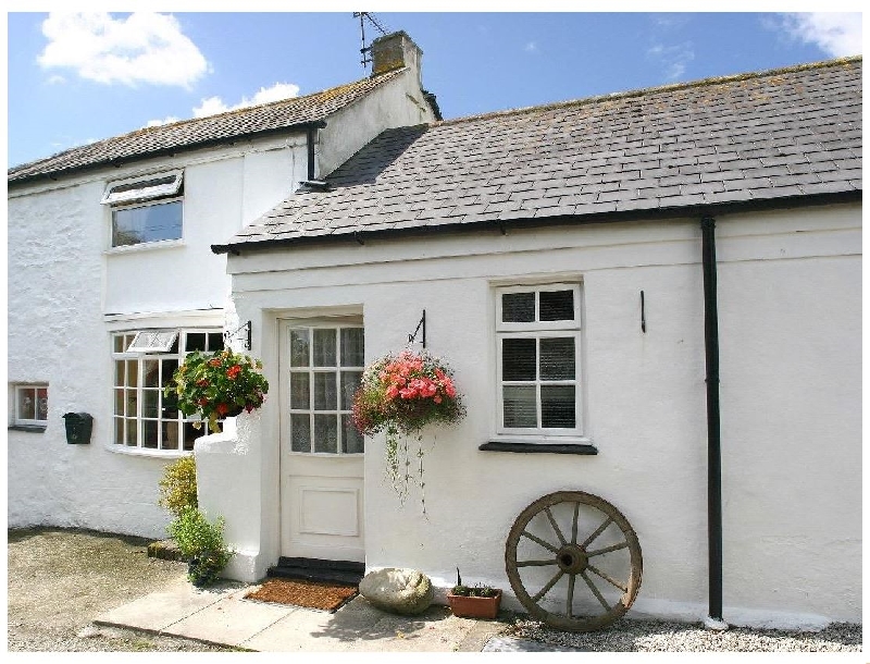 Click here for more about Manor Farmhouse Cottage