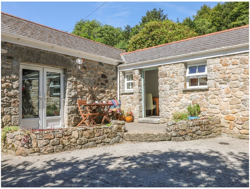 Click here for more about Pond Cottage