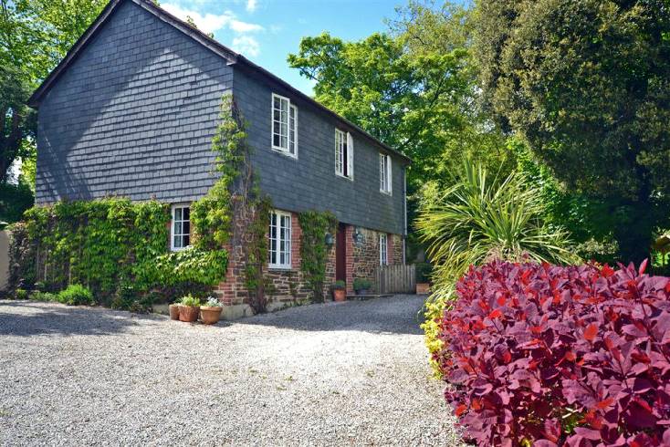 Click here for more about Holm Oak Cottage