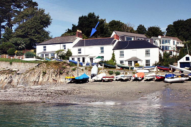 Click here for more about 4 Coastguard Cottage