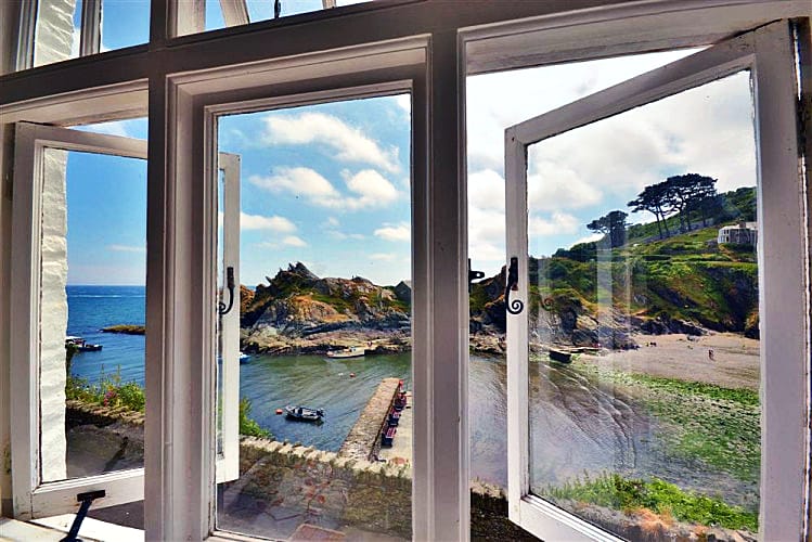 East Cliff is located in Polperro