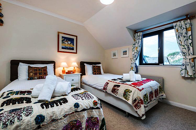 30 Lower Stables Holiday Cottage