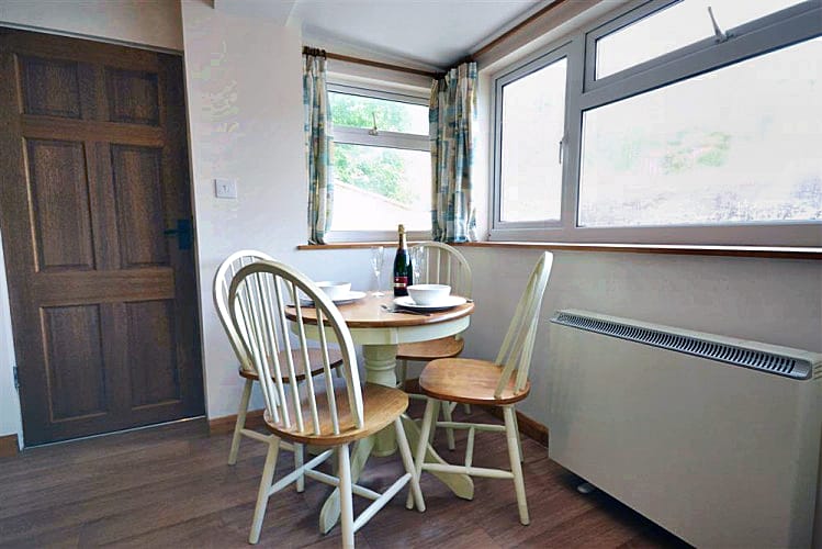 The Old Bakehouse, Looe Holiday Cottage